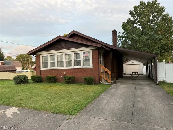 410 E 2nd St, Dover, OH 44622