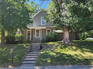 1716 S 5th St, Leavenworth, KS 66048