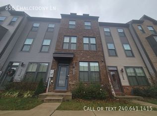 656 Chalcedony Ln, Glen Burnie, MD 21060