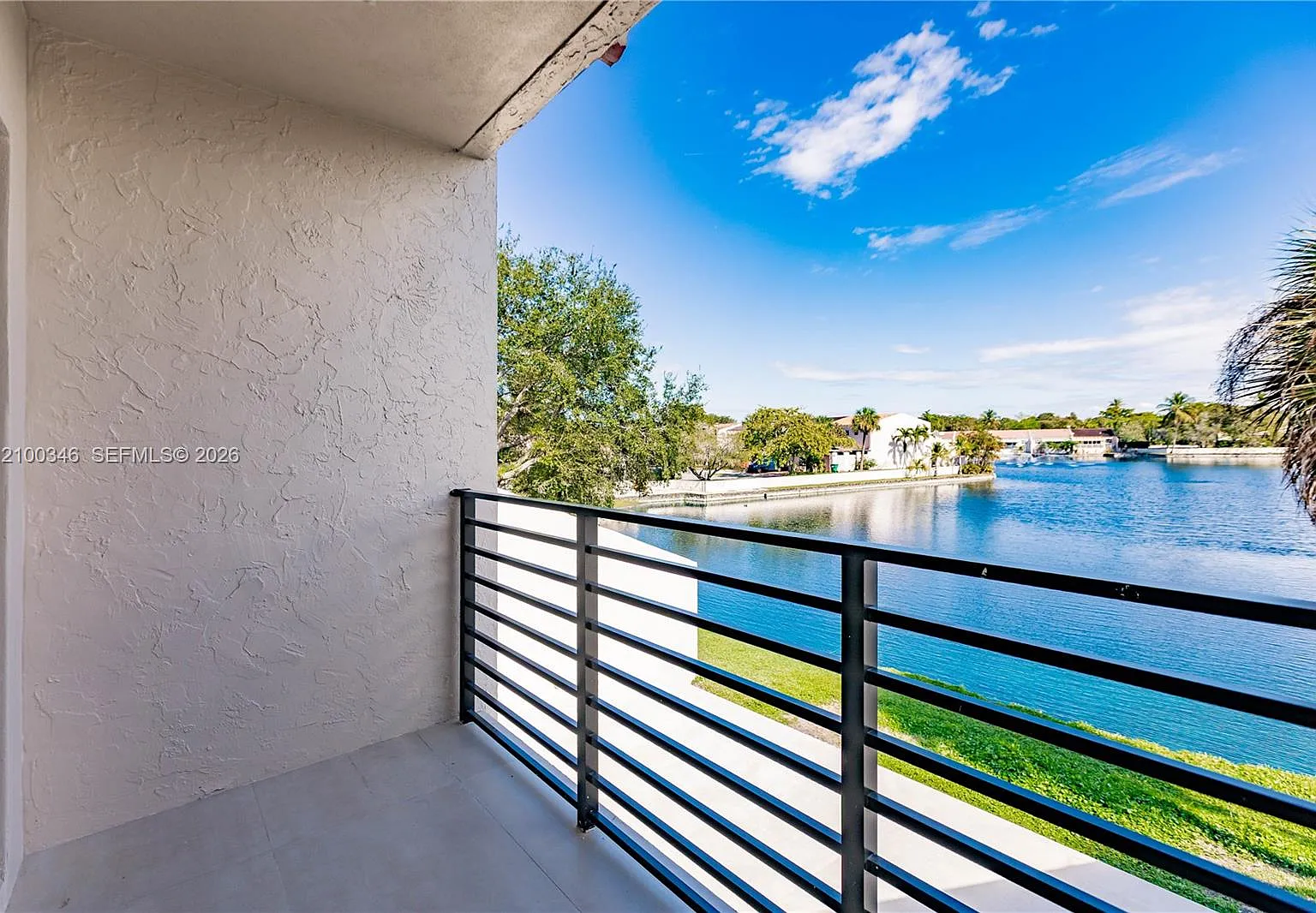 Miami Lakes Lake Martha S — Photo 2