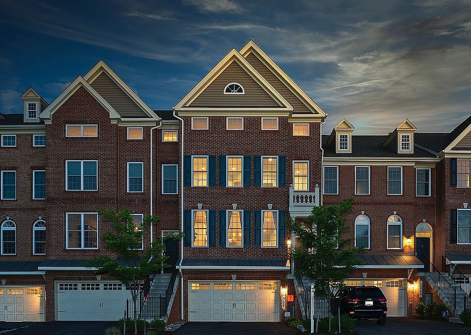 1st image of 1327 Grand Canopy Dr