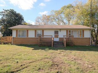 5420 Colonial Cir, Murfreesboro, TN 37129