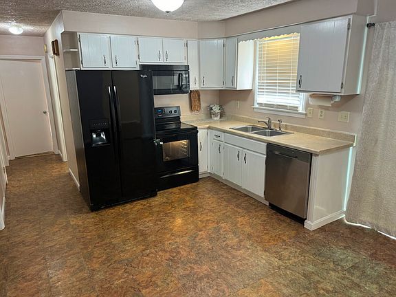 5th image of 17 Eider Ln