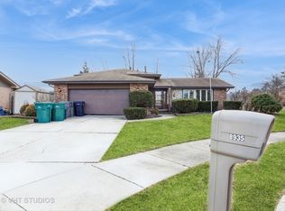 8935 Cypress Ct, Orland Park, IL 60462