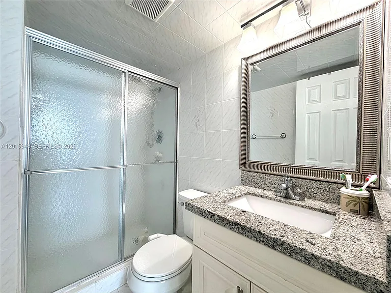 7135 Collins Ave #1214 — Photo 30