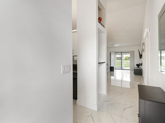 5th image of 1019 Green Pine Boulevard #F