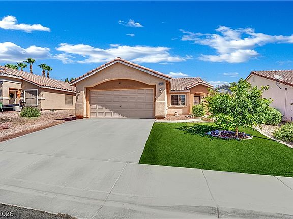 3rd image of 3126 Crownline Ct