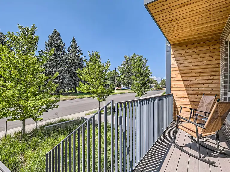 2305 W 52nd Ave — Photo 15