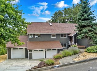 14015 SE 50th St, Bellevue, WA