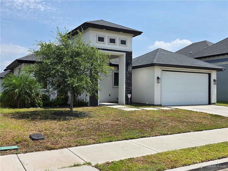 2nd image of 1605 E Zenith Dr