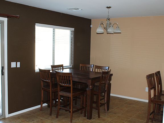 4th image of 446 E Leslie Ave