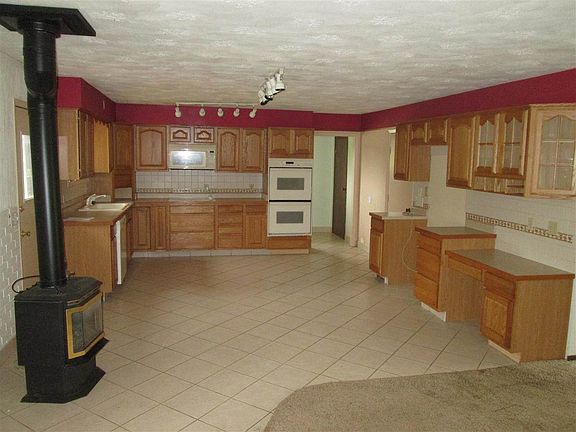5th image of 2139 Lindenwood Dr