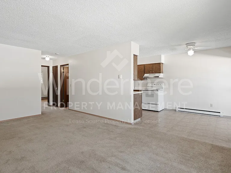 1611 W. 6th Ave — Photo 12