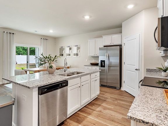 4th image of 1304 Wood Vine Dr