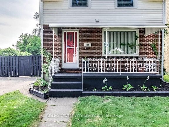 3rd image of 465 Ashland Ave
