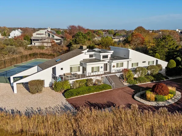 4 Short Path, Westhampton Beach, NY 11978