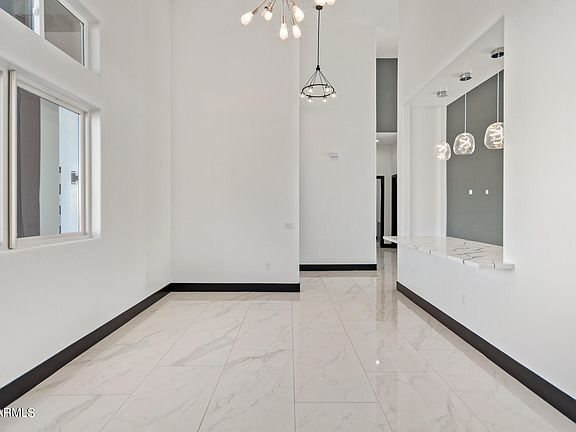 4th image of 29527 W POLK Street