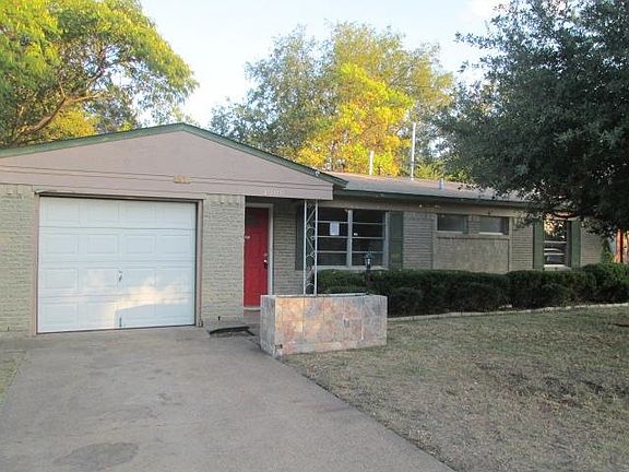 2nd image of 3008 Caribbean Dr