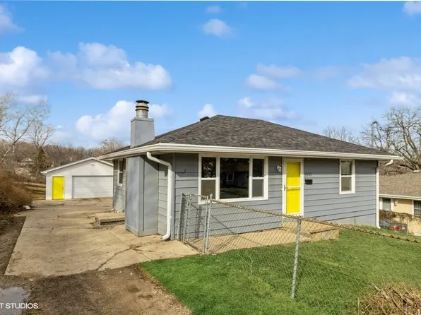 2132 SE 8th St, Des Moines, IA 50315