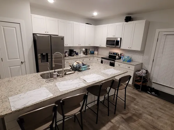 8204 S Antler Dr Room E, Charleston, SC 29406