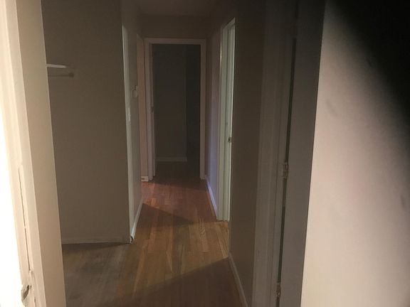 5th image of 633 Crescent Dr