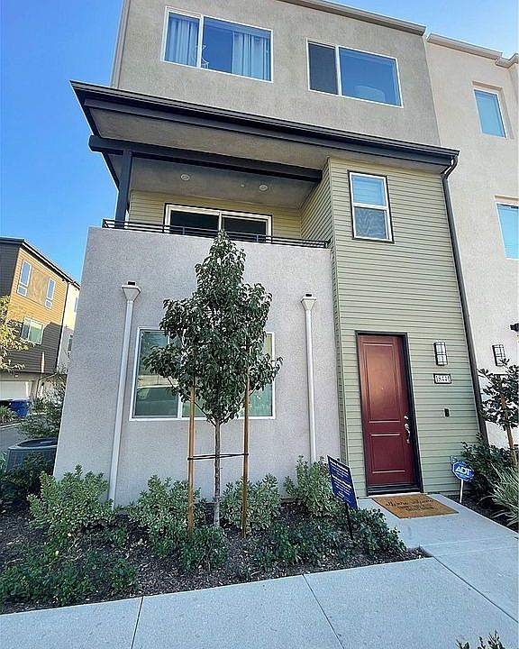 1st image of 18441 W Montage Ln