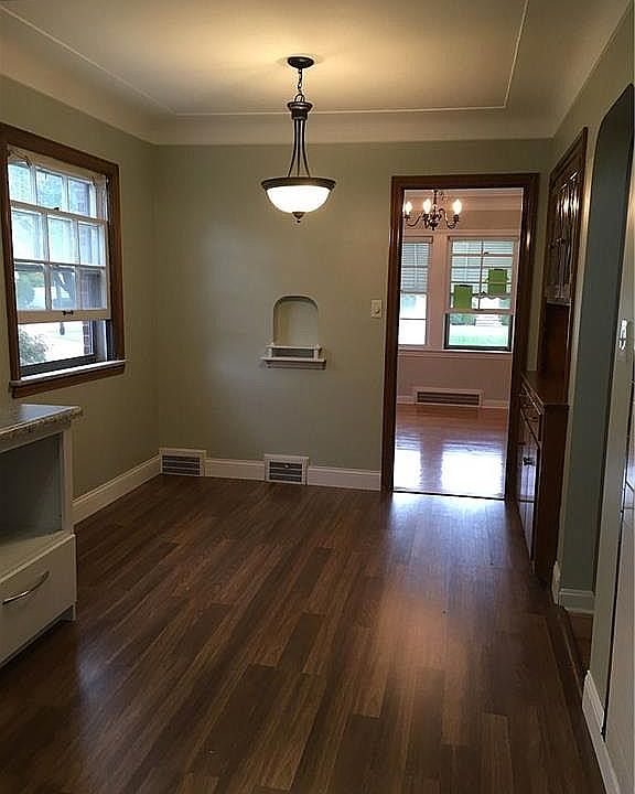 1st image of 2095 Miramar Blvd
