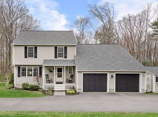 12 Newton Dr, Sutton, MA 01590