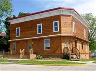 511 Main St, Ridgeway, WI 53582