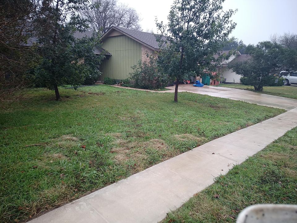 1st image of 8038 Pioneer Oak