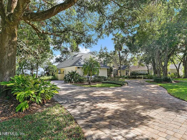 929 SHIPWATCH Drive E, Jacksonville, FL 32225