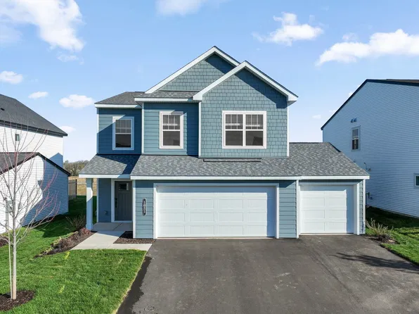 1051 Adamstown Dr, Rosemount, MN 55068