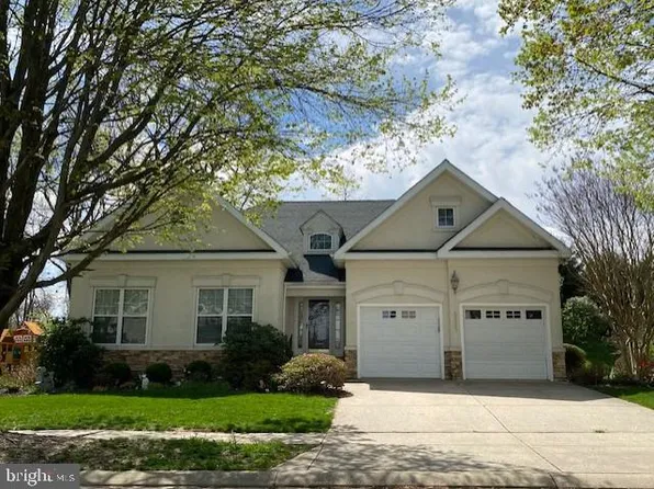 8905 Grummore Cir, Pikesville, MD 21208