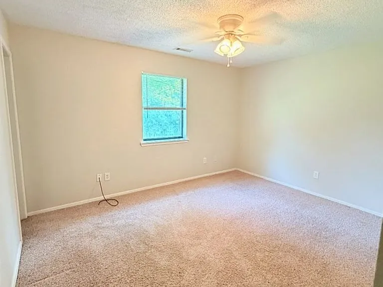 2607 Purdue Cir — Photo 11