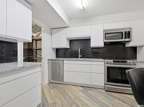 UNIT 208-1700 Main STREET E, Saskatoon, SK S7H 5S1