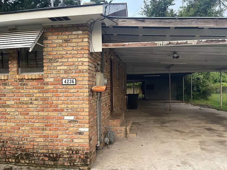 4236 Delaware St — Photo 30