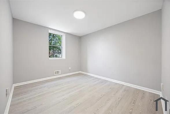 6016 Marquette Rd — Photo 6