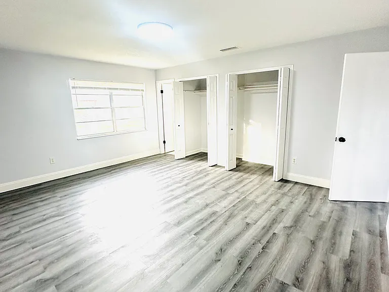 648 Pyramid Ave — Photo 37