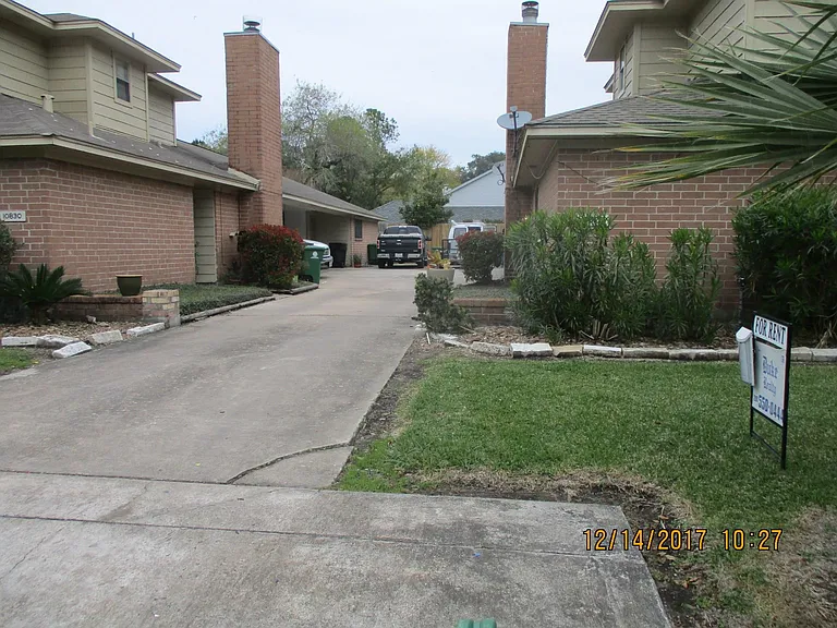 10826 Sugar Hill Dr #B — Photo 11