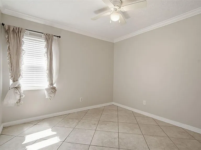 7403 Providence Rd — Photo 28