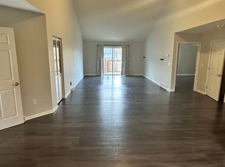 7250 Schultz Rd #A, North Tonawanda, NY 14120