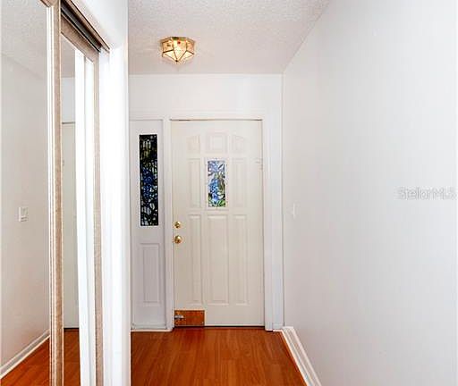 3rd image of 2218 Valleybrook Ave