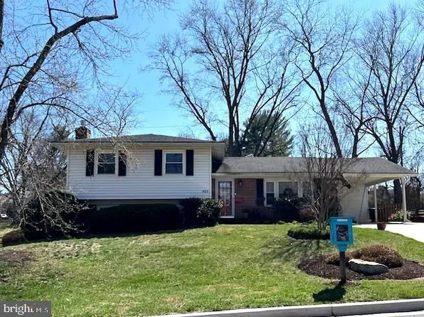 823 Diamond Dr, Gaithersburg, MD 20878