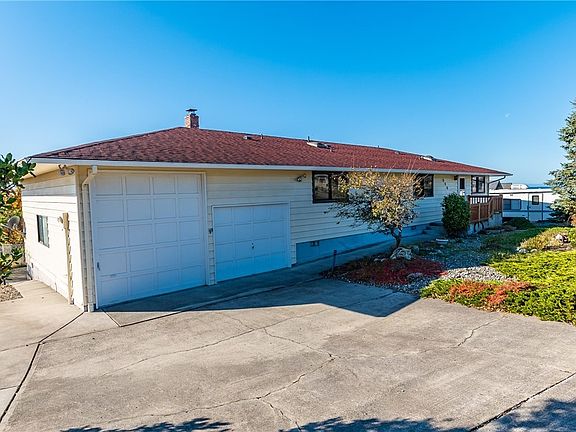 3rd image of 719 Palisades Dr