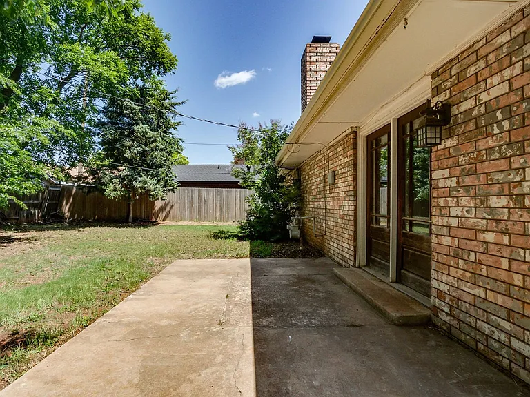 11007 Greystone Ave — Photo 46