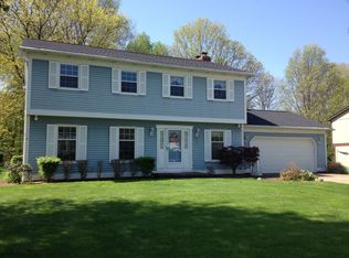 345 Great Oaks Trl, Wadsworth, OH 44281