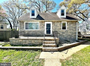 693 203rd St, Pasadena, MD 21122