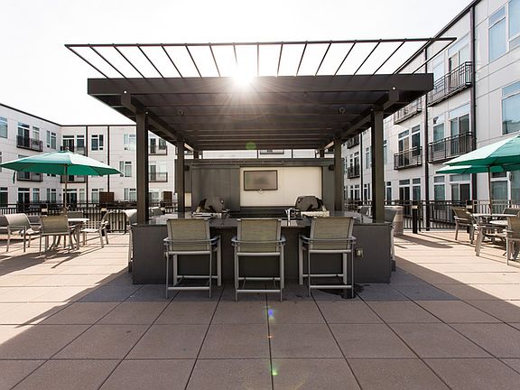 Outdoor Kitchen