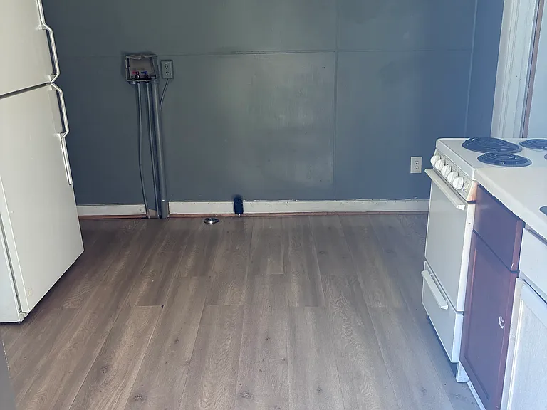 2626 Wilson St #2 — Photo 2