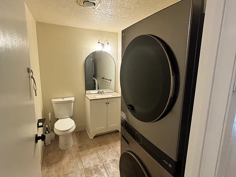 5573 SW Multnomah Blvd — Photo 16
